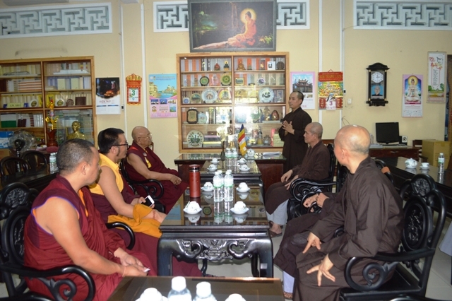 nguoiphattu-com Drupon Sonam Jorphel Rinpoche 1.jpg